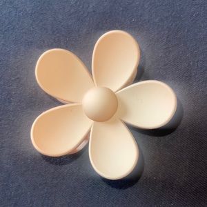Hair clip ( beige )